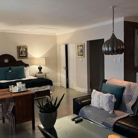 Residence William French Саймонстаун Экстерьер фото